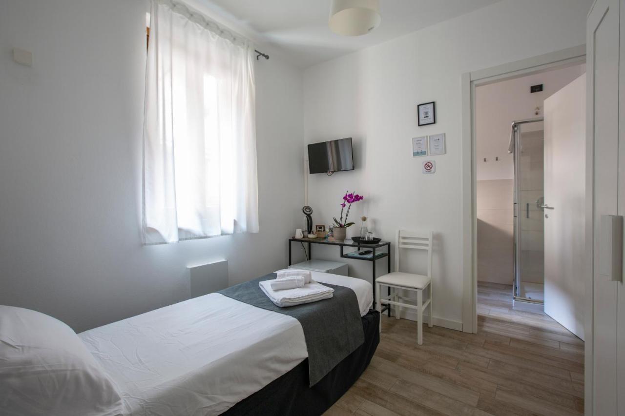 La Casa Del Sarto - Rooms And Apartments Lecco Dış mekan fotoğraf