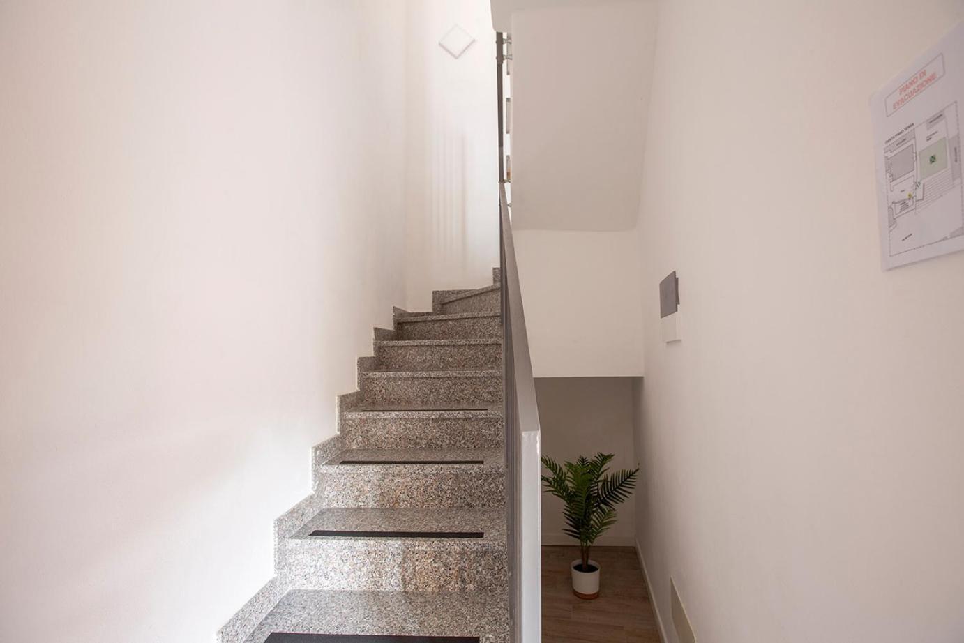 La Casa Del Sarto - Rooms And Apartments Lecco Dış mekan fotoğraf